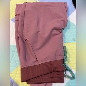 Figs mineral mauve M/P Zamora